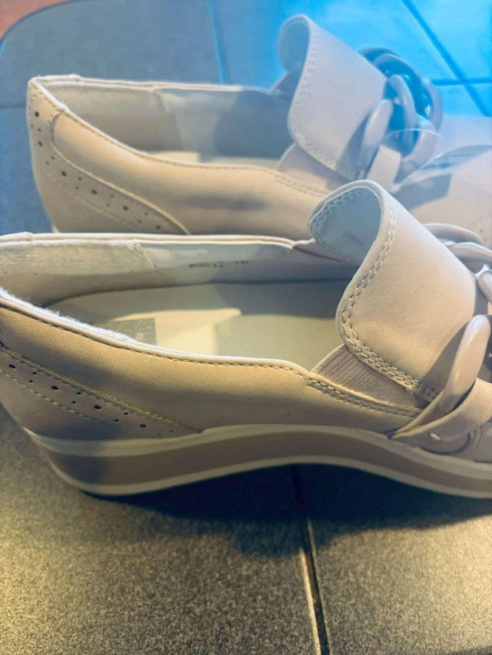 Dolce Vita Chunky Platform Loafers – Cream / Beige – Size 10 – NWOT
